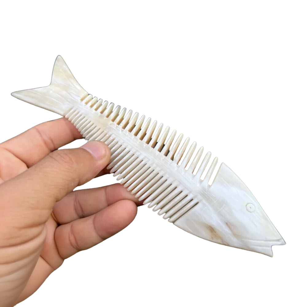 fish shaped horn comb, bulk, wholesale