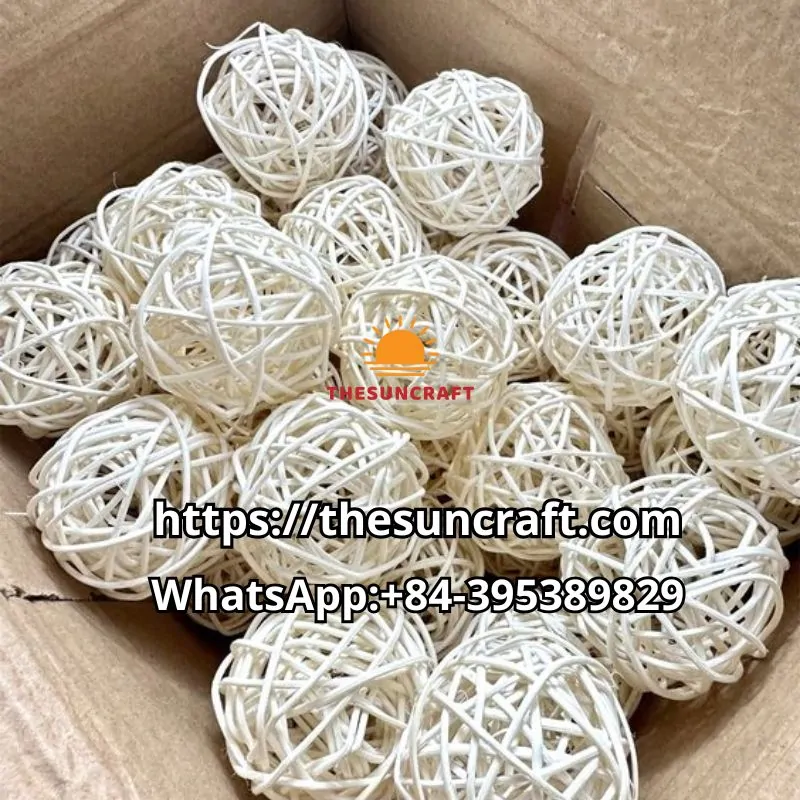 Wholesale Natural Grass Rabbit Toys