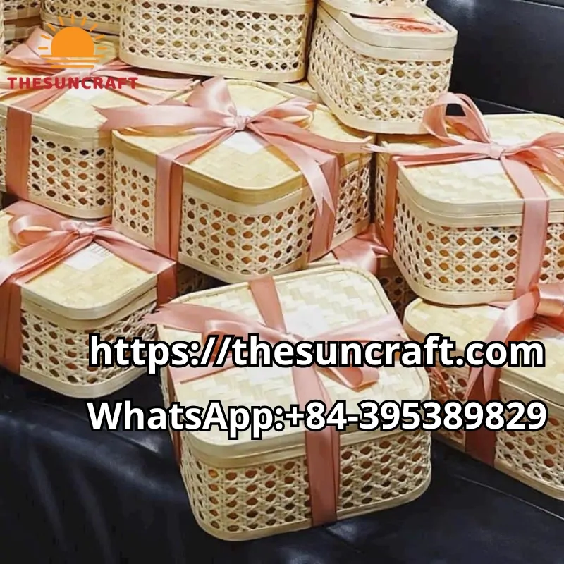 Producing-bamboo-gift-boxes-at-The-Suncraft-workshop