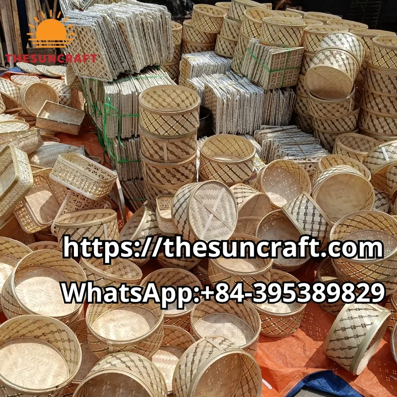 Producing-bamboo-gift-boxes-at-The-Suncraft-workshop