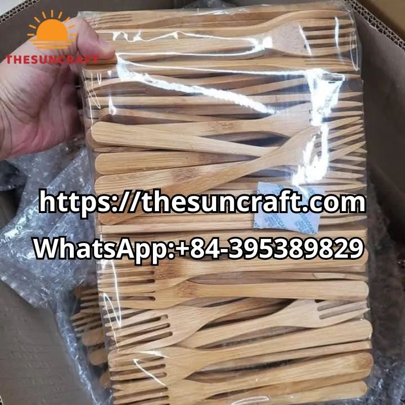 Wholesale Bamboo Salad Servers in thesuncraft