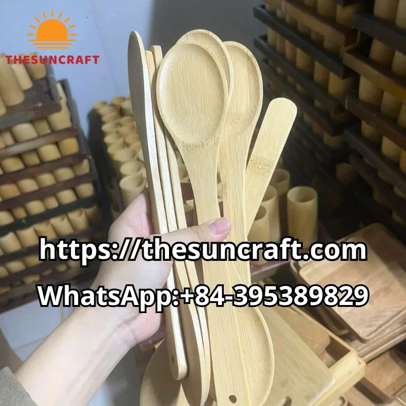Wholesale Bamboo Salad Servers in thesuncraft