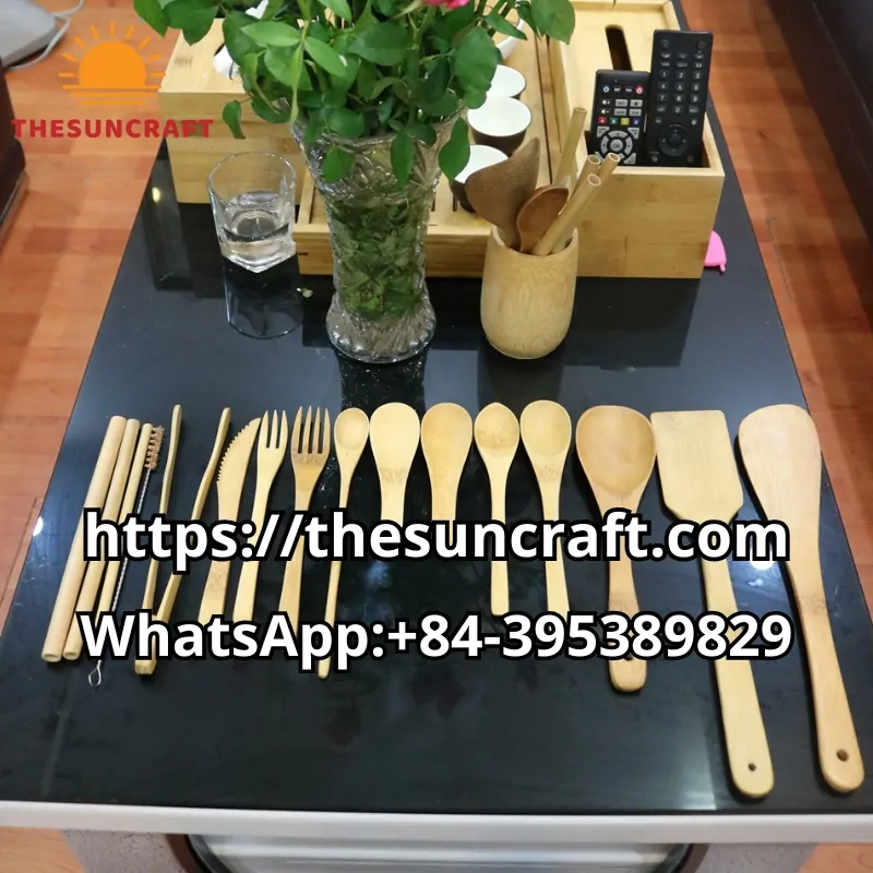 Wholesale Bamboo Salad Servers in thesuncraft